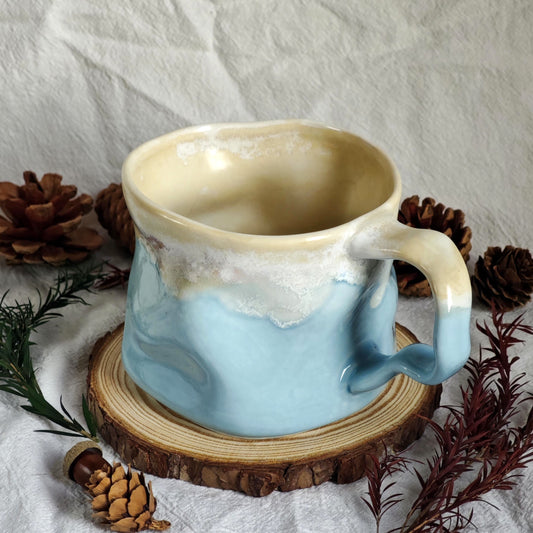 Curvy shaped coffee mugs, Friendship gift