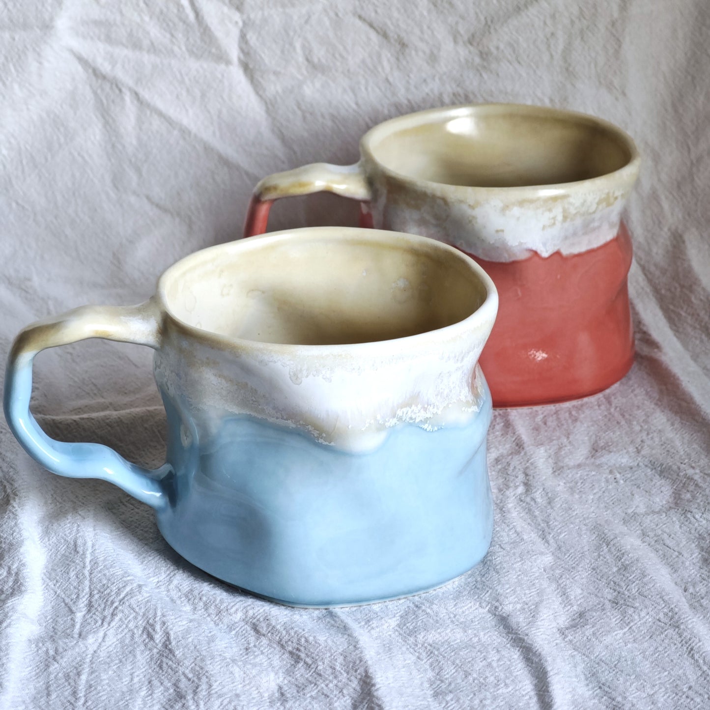 Curvy shaped coffee mugs, Friendship gift