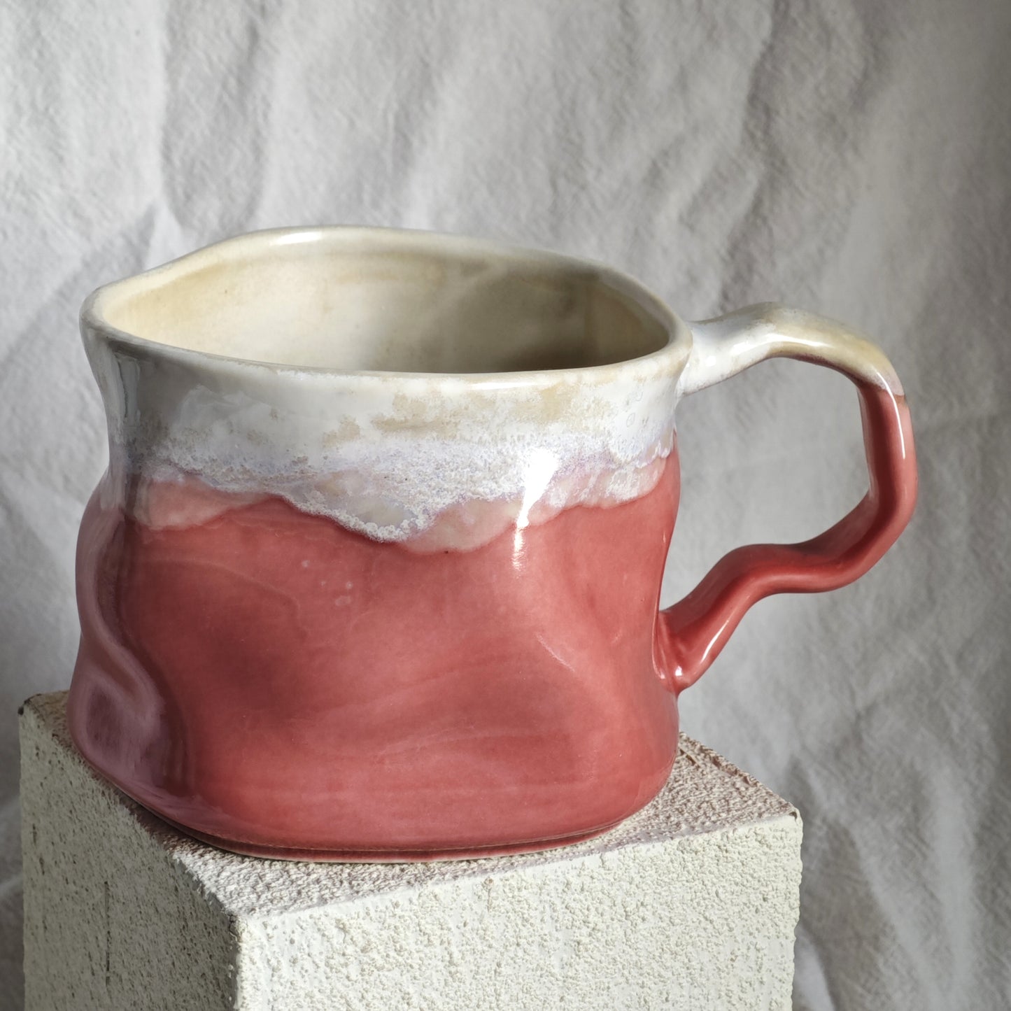 Curvy shaped coffee mugs, Friendship gift